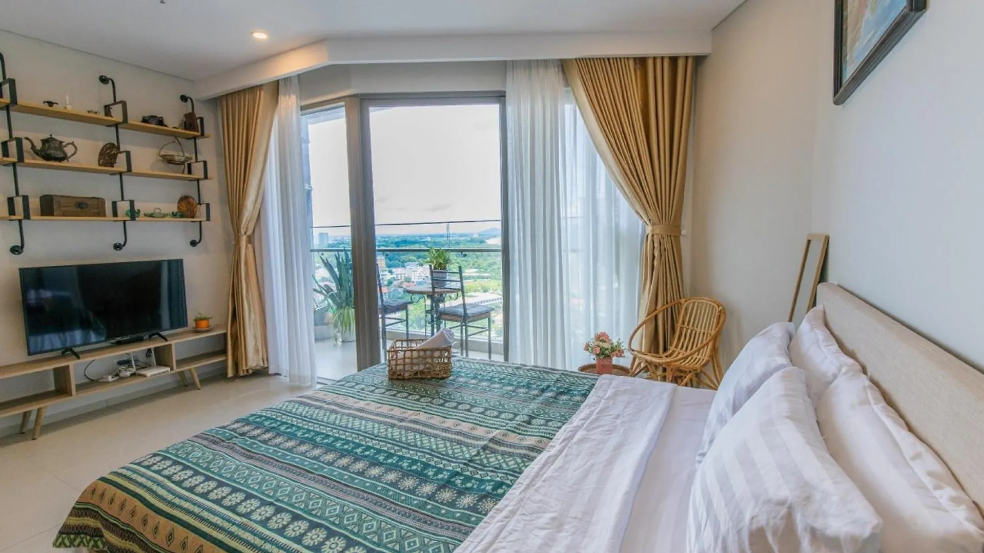 Yalkun'S Home - The Song Condotel Vung Tau